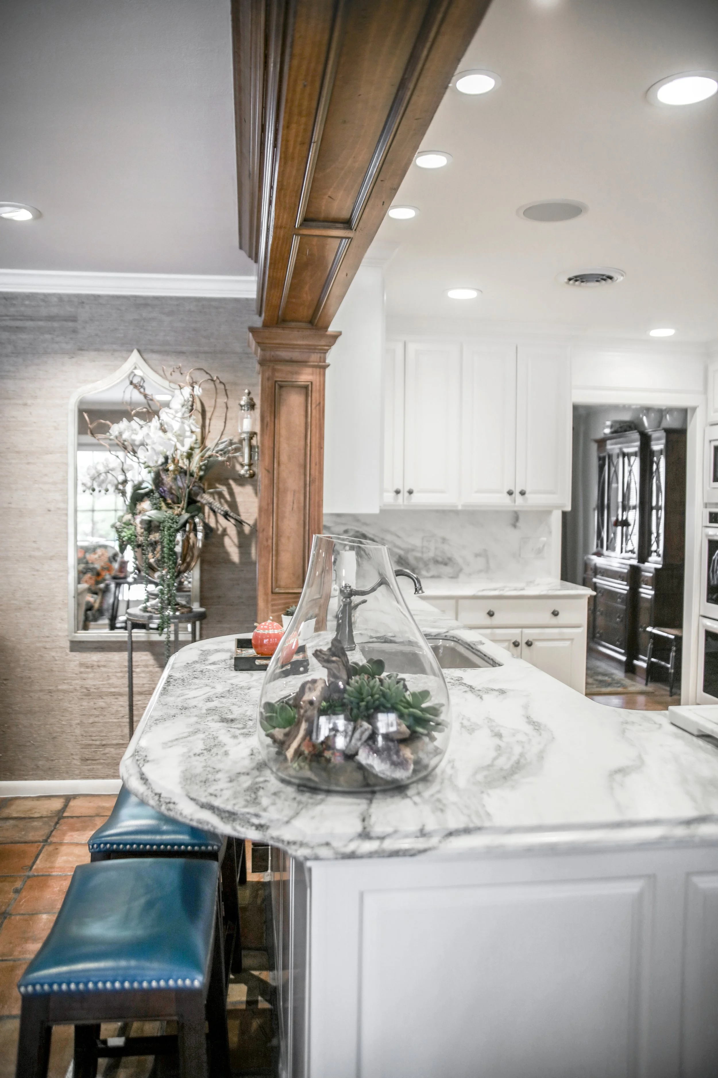 Custom home interior by Rosenbach Contractors