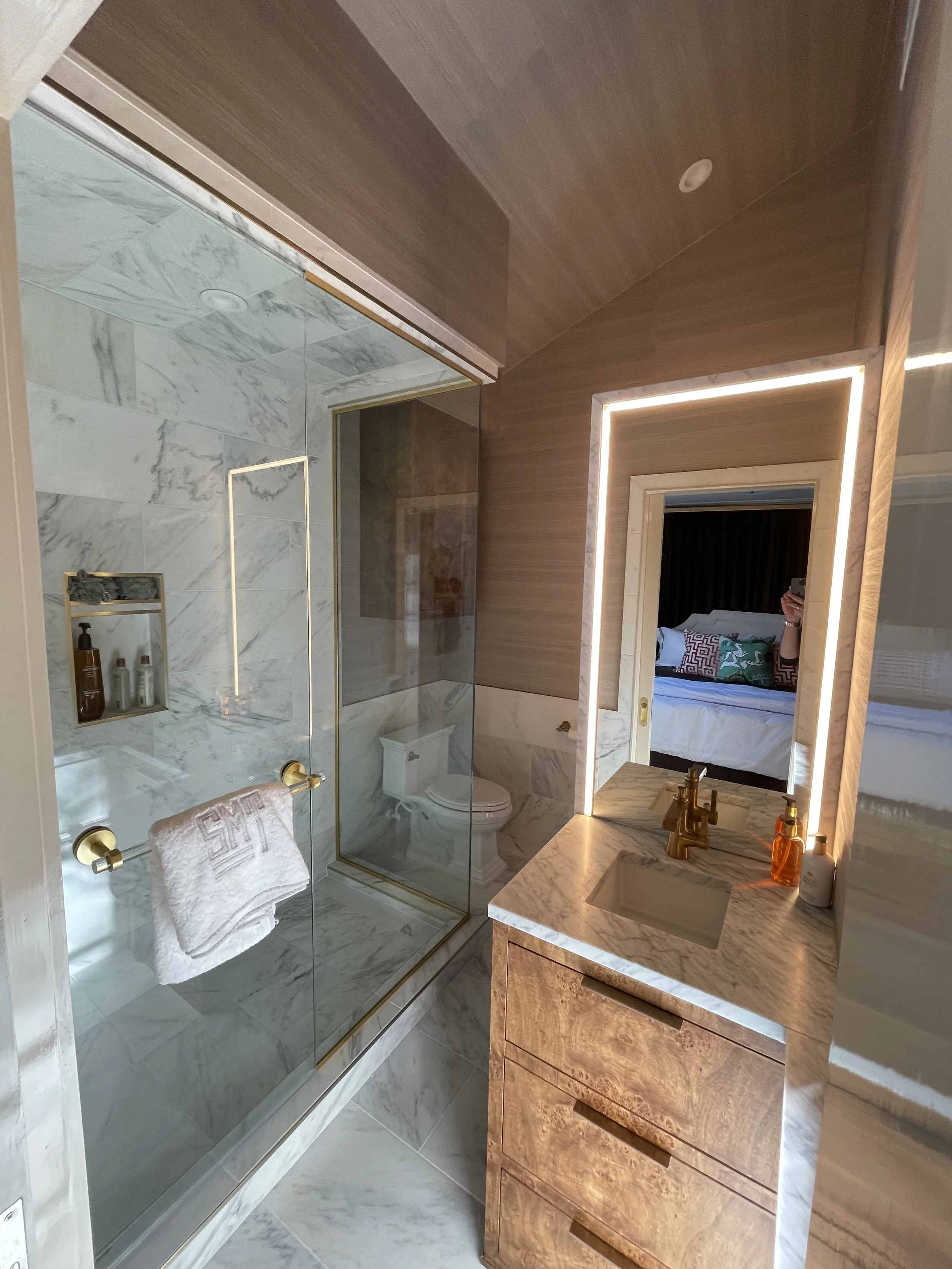 Custom home interior by Rosenbach Contractors